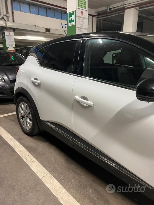 Usata Renault Captur Intens 143 CV (105 kW) 2021 Bianco SUV