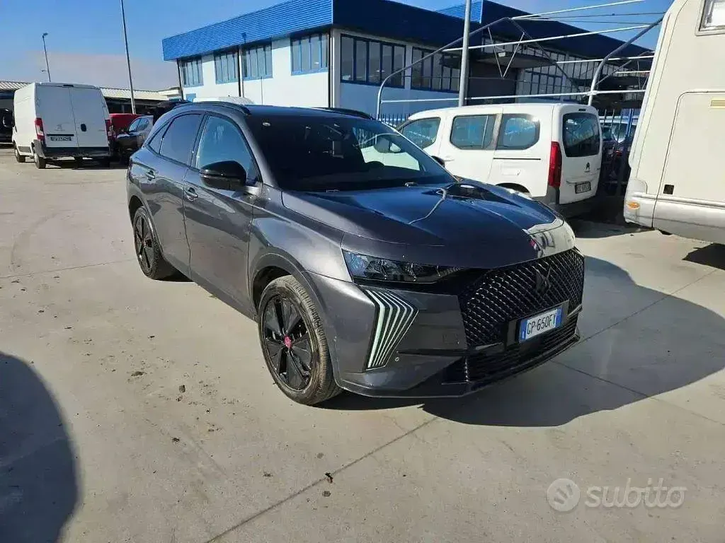 Usata DS Automobiles DS7 Crossback Performance 131 CV (96 kW) 2023 Grigio SUV