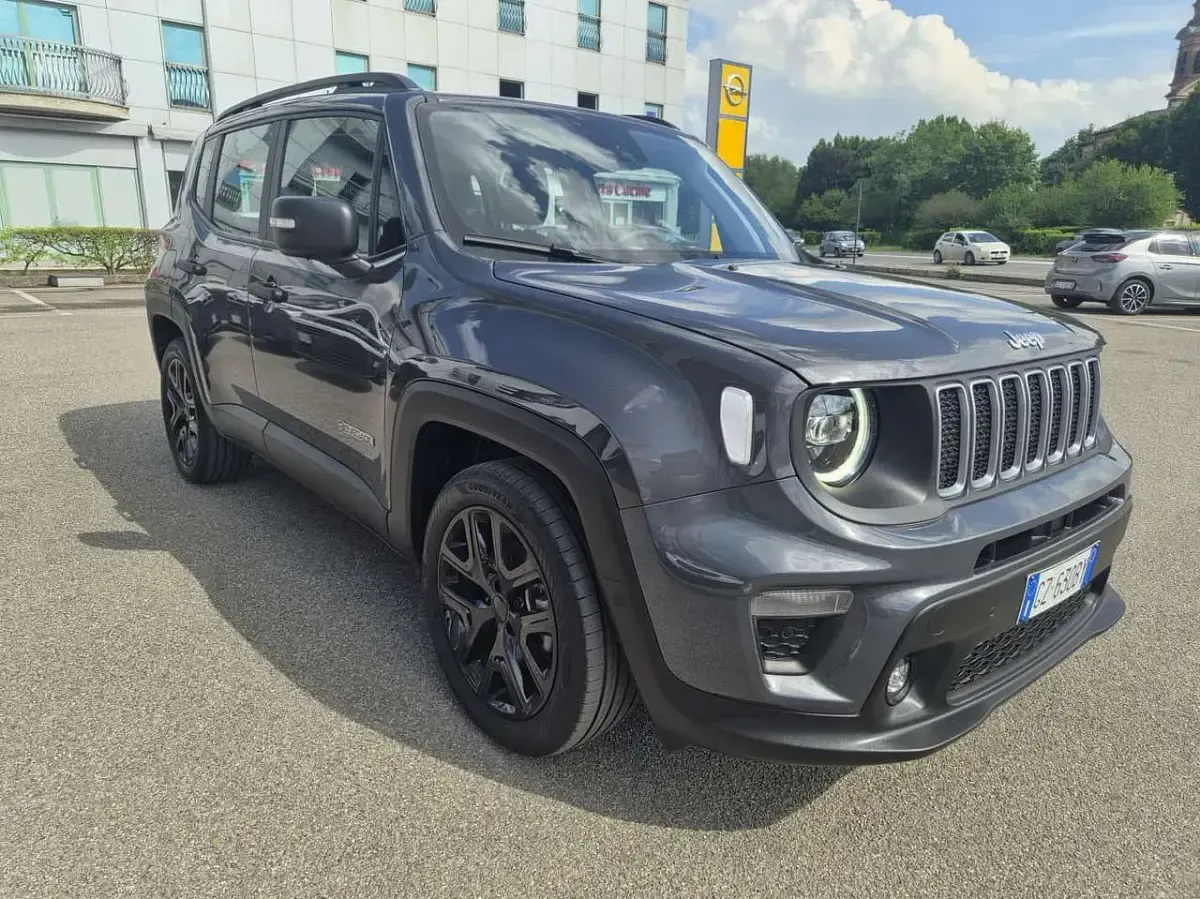 Occasion Jeep Renegade Summit 131 ch (96 kW) 2025 Gris SUV