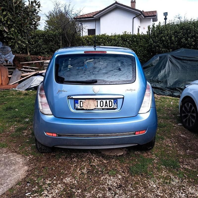 Usata Lancia Ypsilon 2007 Utilitaria