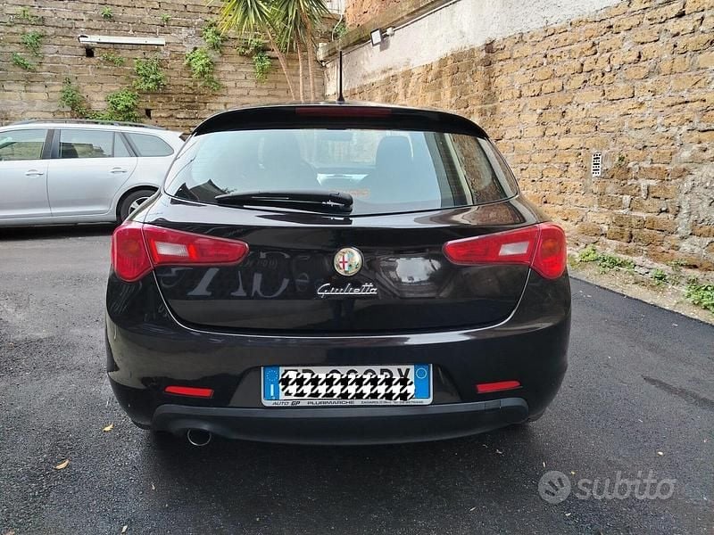 Usata Alfa Romeo Giulietta 105 CV (77 kW) 2010 Nero Berlina