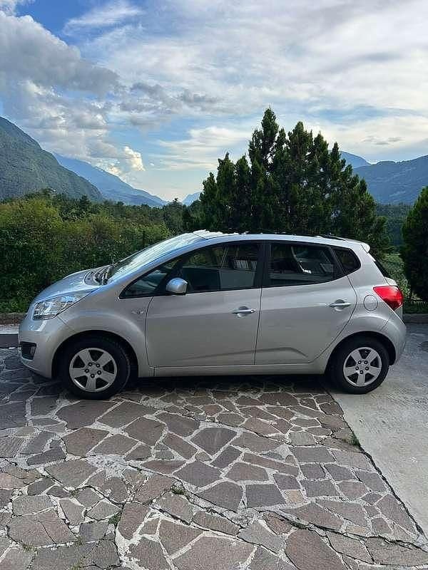Usata Kia Venga Active 90 CV (66 kW) 2013 Utilitaria