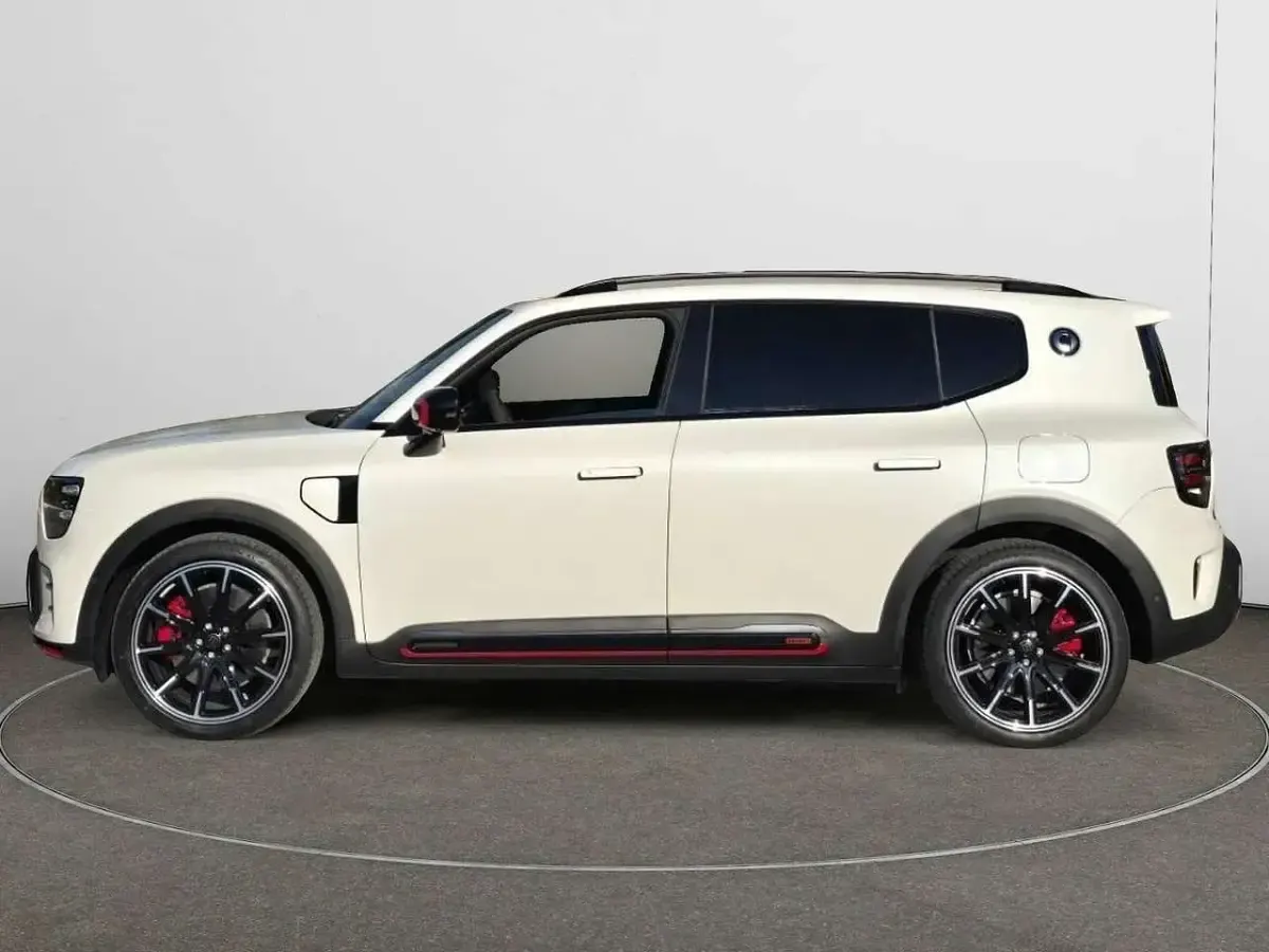 Usata Smart #5 Brabus 475 kW (646 CV) 2025 Bianco SUV