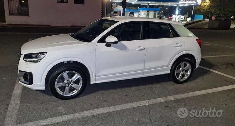 Usata Audi Q2 Design 116 CV (85 kW) 2018 Bianco SUV