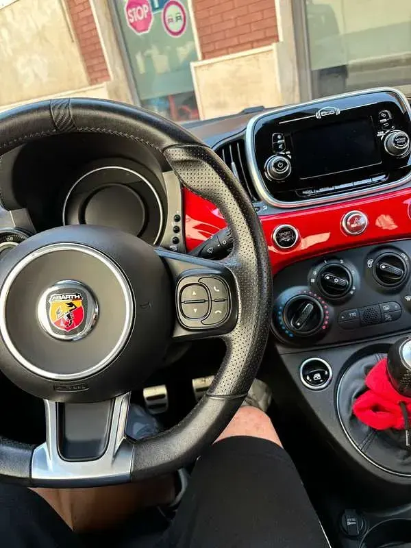 Usata Abarth 595 144 CV (105 kW) 2017 Rosso Utilitaria