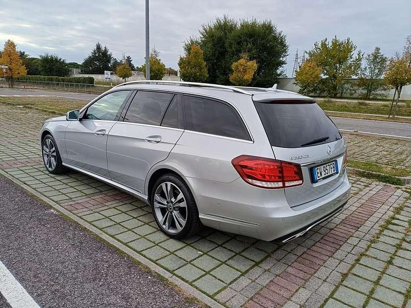 Usata Mercedes E250 Premium 204 CV (150 kW) 2014 Argento Station wagon