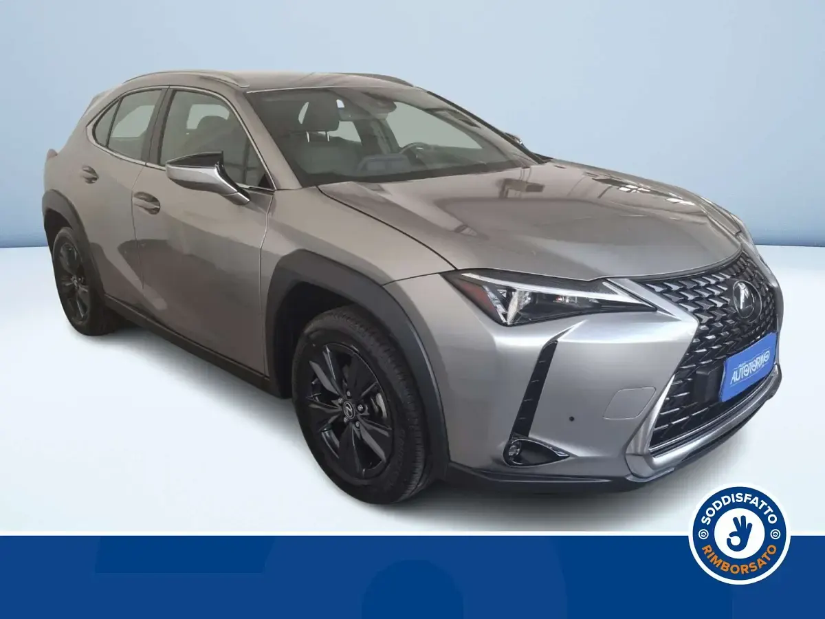 Usata Lexus UX 184 CV (135 kW) 2025 Grigio metallizzato SUV