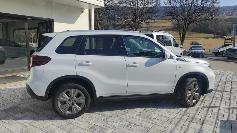 Nuova Suzuki Vitara 129 CV (94 kW) 2025 Nero SUV
