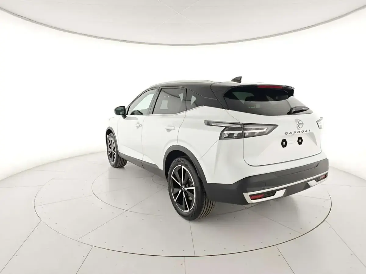 Nuova Nissan Qashqai Tekna+ 158 CV (116 kW) 2026 Bianco SUV