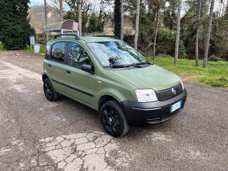 Usato 2005 Fiat Panda 4x4 1.2 Benzin 60 CV (3.700 €)