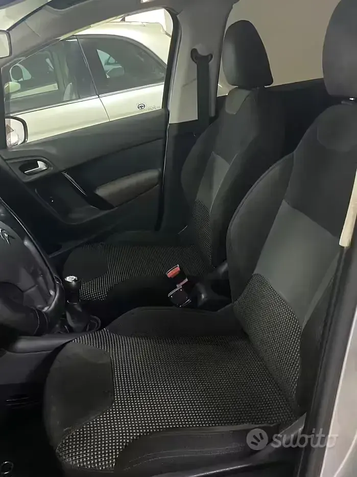 Usata Citroën C3 Exclusive 68 CV (50 kW) 2014 Grigio Berlina