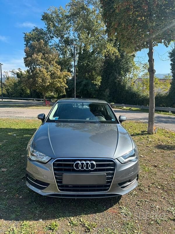 Usata Audi A3 Ambition 110 CV (80 kW) 2013 Grigio Berlina