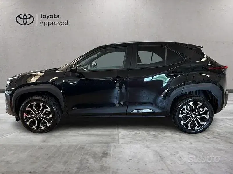 Usata Toyota Yaris Cross Trend 116 CV (85 kW) 2022 Nero SUV