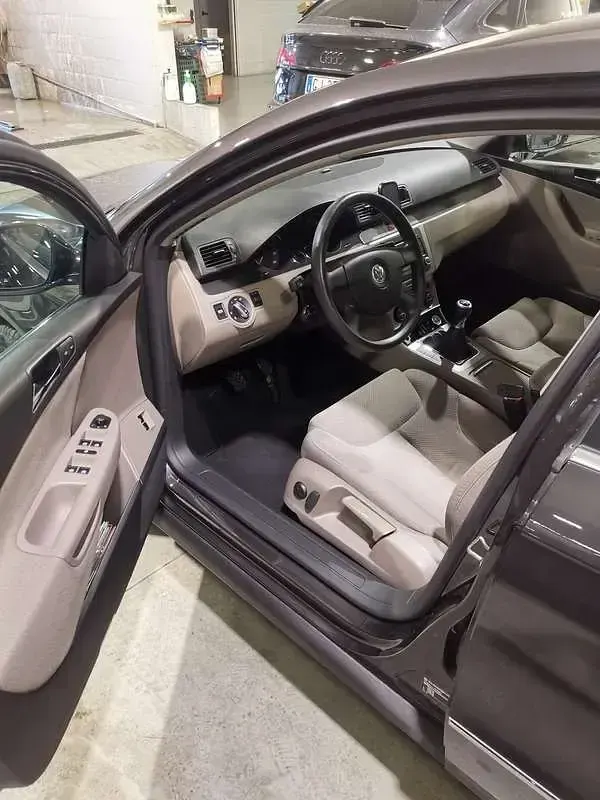 Usata VW Passat Comfortline 116 CV (85 kW) 2006 Berlina