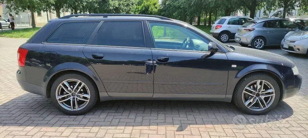 Usata Audi A4 131 CV (96 kW) 2004 Blu/azzurro Station wagon
