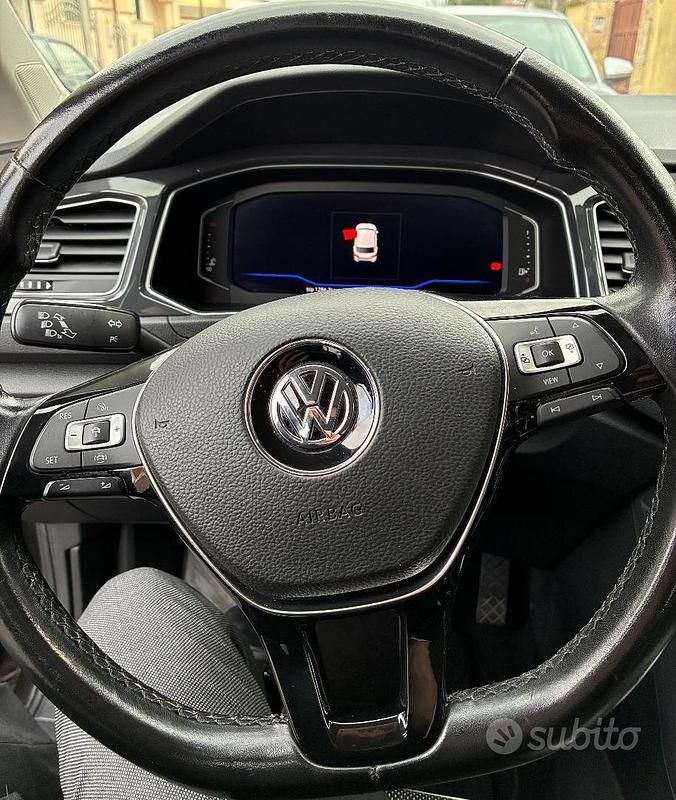 Usata VW T-Roc Advance 116 CV (85 kW) 2019 SUV