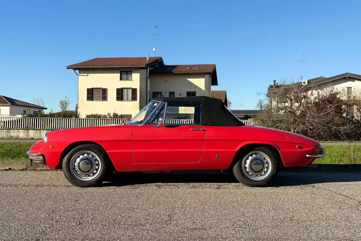 Usata Alfa Romeo Spider Veloce 132 CV (97 kW) 1970 Rosso Cabrio