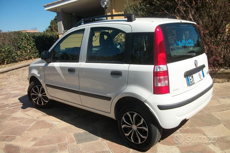Usata Fiat Panda 77 CV (56 kW) 2012 Bianco Utilitaria