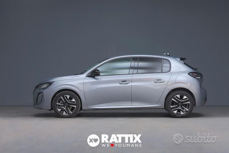 Usata Peugeot 208 Allure 100 CV (73 kW) 2025 Grigio Utilitaria