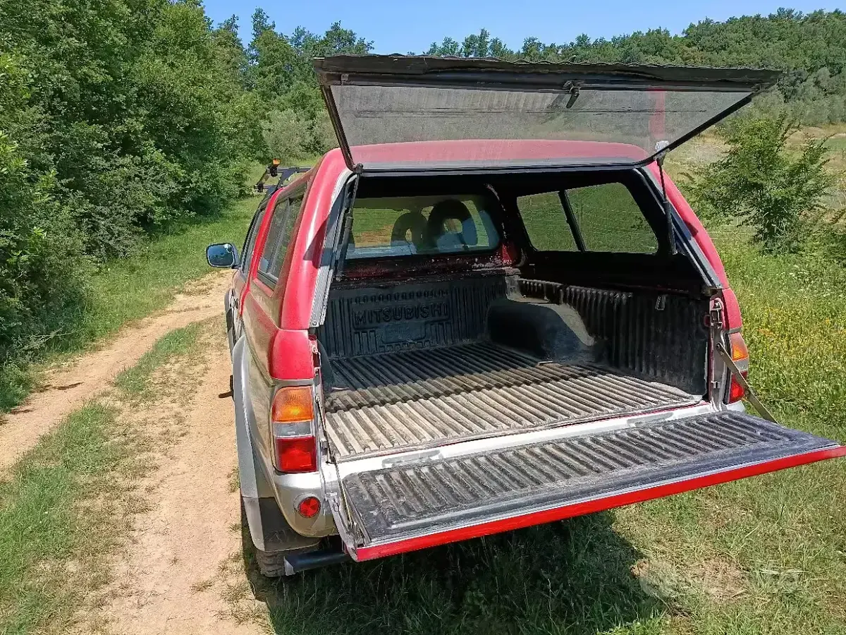 Usata Mitsubishi L200 87 CV (63 kW) 1999 Rosso Pick-up