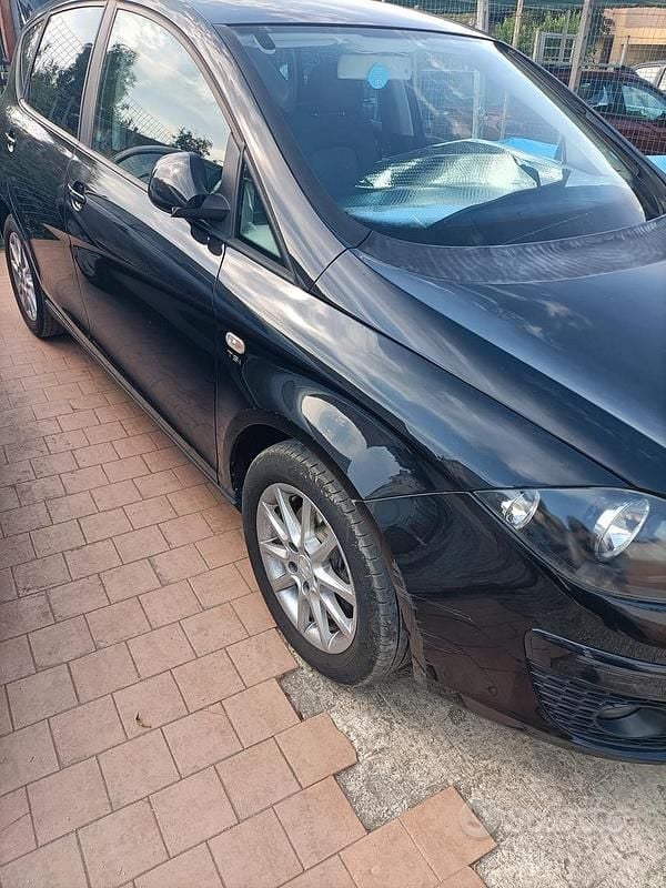 Usata Seat Altea 105 CV (77 kW) 2010 Nero Monovolume