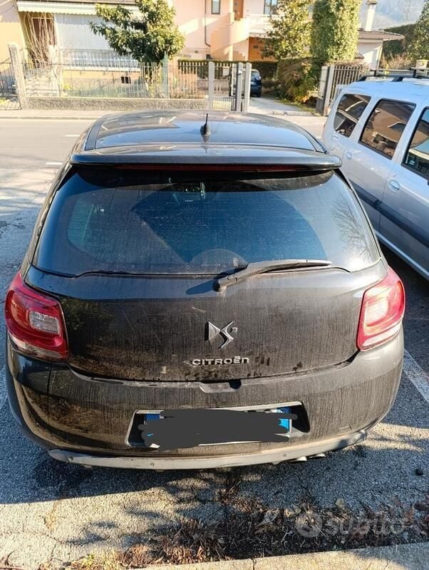 Usata 2011 Citroën DS3 | 2500 € - Immagine 1/3
