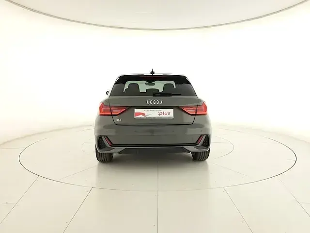 Usata Audi A1 Sportback S-Line 150 CV (110 kW) 2024 Grigio chronos metallizzato nero mito metallizzato Utilitaria
