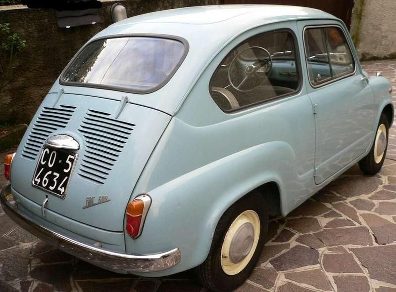 Usata Fiat 600 27 CV (19 kW) 1956 Blu/azzurro Berlina