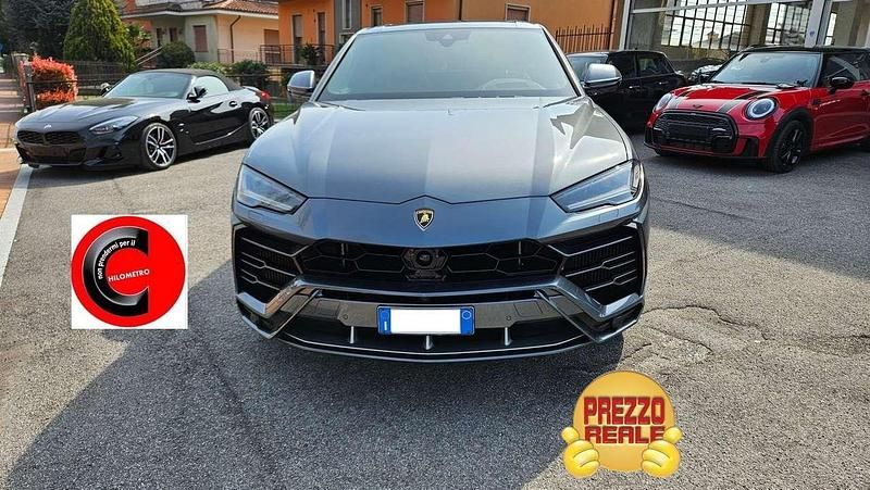Usata Lamborghini Urus 650 CV (478 kW) 2020 Grigio lynks dark grey SUV