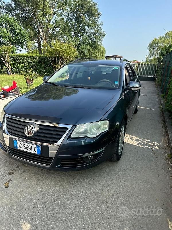 Usata VW Passat 75 CV (55 kW) 2007 Grigio Station wagon