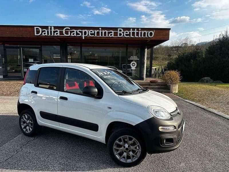 Usata Fiat Panda 4x4 80 CV (58 kW) 2018 Bianco Utilitaria