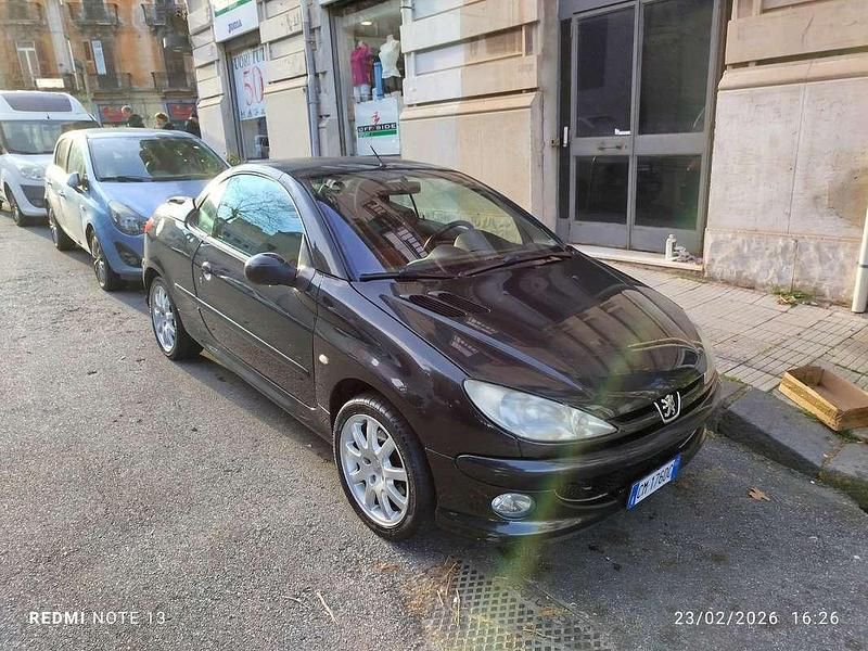 Usata Peugeot 206 CC 109 CV (80 kW) 2004 Cabrio