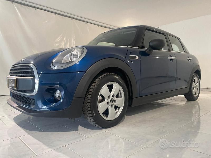Usata Mini One D Hype 95 CV (69 kW) 2016 Blu Utilitaria