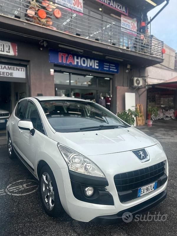 Usata Peugeot 3008 Business-Line 110 CV (80 kW) 2010 Bianco SUV