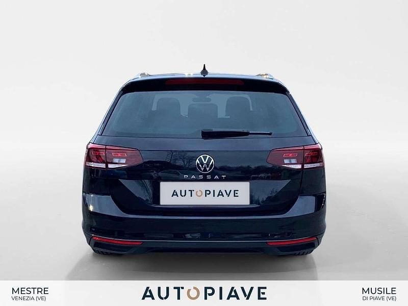 Usata VW Passat Business 150 CV (110 kW) 2021 Nero Station wagon