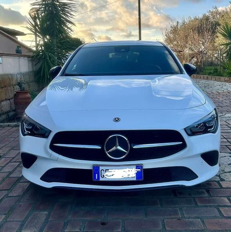 Usata Mercedes CLA180 Shooting Brake Night 116 CV (85 kW) 2021 Bianco Station wagon