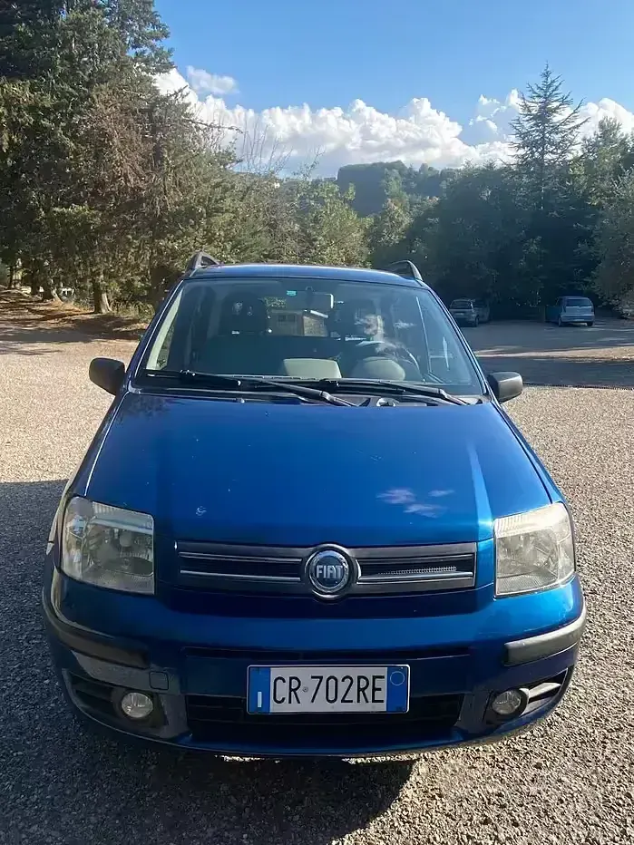 Usata Fiat Panda 70 CV (51 kW) 2004 Blu Utilitaria