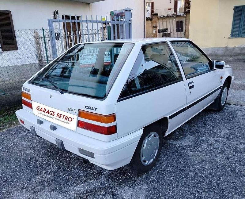 Usata Mitsubishi Colt 54 CV (39 kW) 1987 Bianco Utilitaria