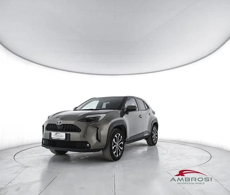 Usata Toyota Yaris Cross Active 92 CV (67 kW) 2022 Verde SUV