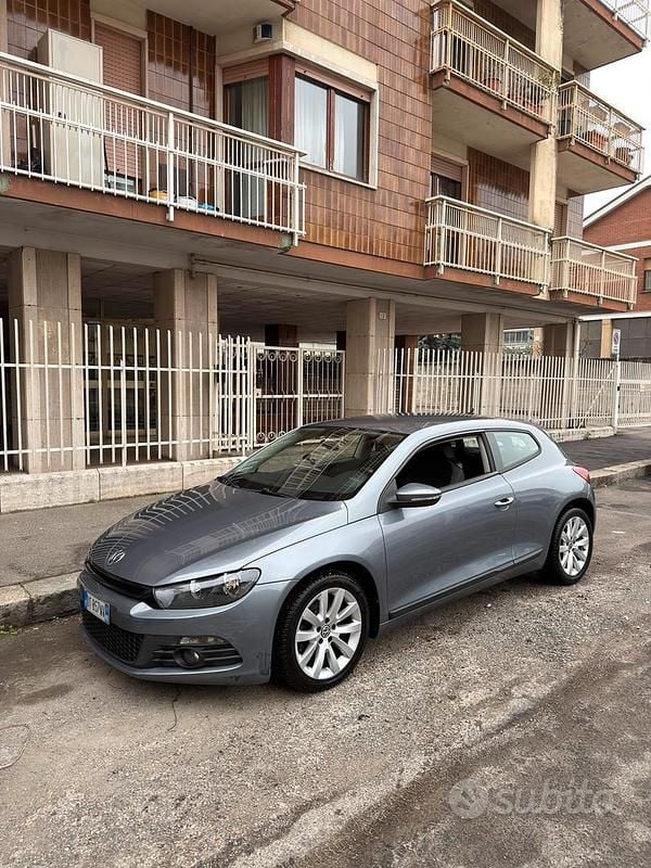 Begagnad VW Scirocco 160 HK (117 kW) 2009 Grå Sportkupé