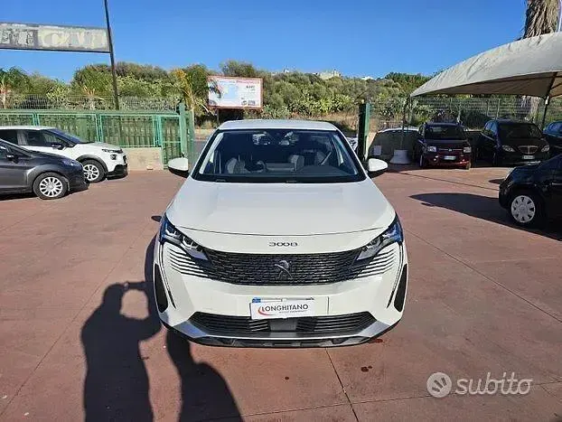 Usata Peugeot 3008 120 CV (88 kW) 2021 Bianco SUV