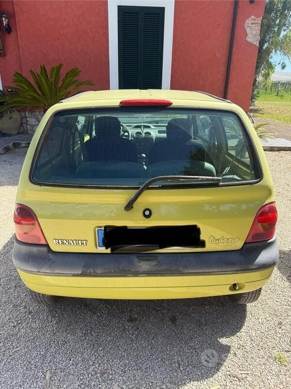 Usata 1999 Renault Twingo Due volumi | 800 € (Buon prezzo) - Immagine 1/4