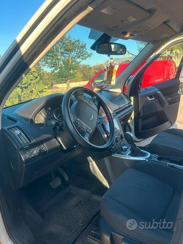 Usata Land Rover Freelander 2 152 CV (111 kW) 2010 Bianco SUV