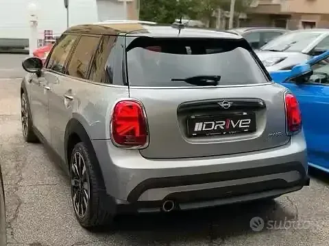 Usata Mini Cooper 136 CV (100 kW) 2023 Grigio Utilitaria