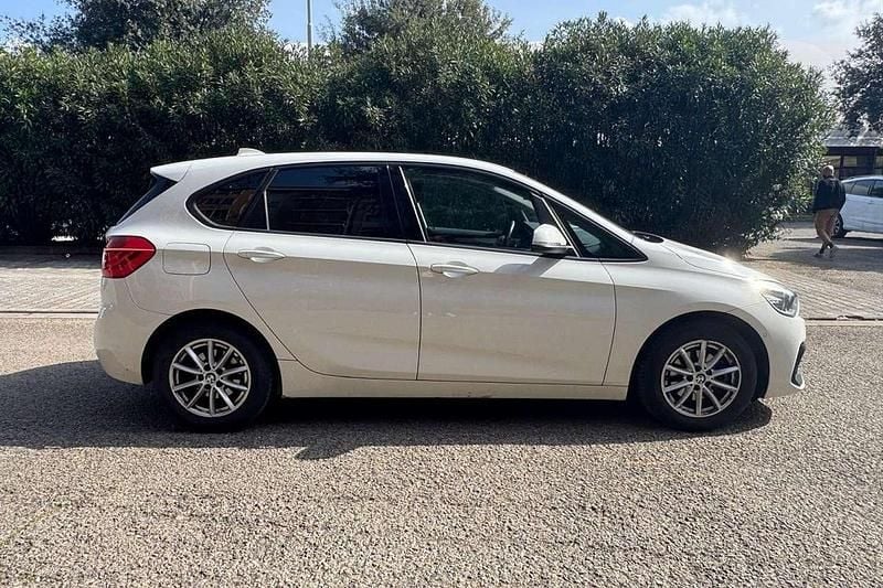 Usata BMW 216 Active Tourer 116 CV (85 kW) 2020 Bianco Monovolume