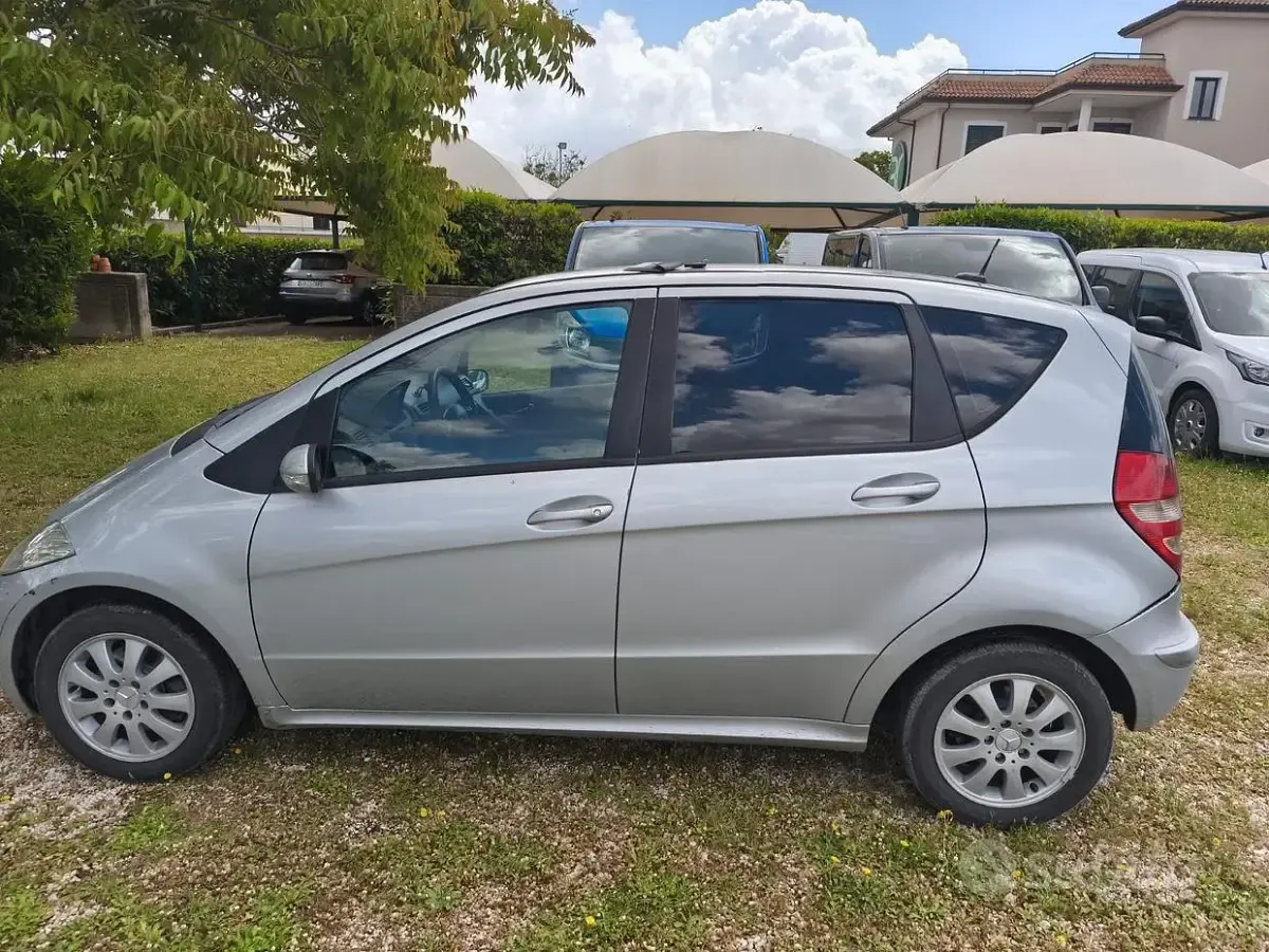 Usata Mercedes A160 82 CV (60 kW) 2006 Grigio Berlina
