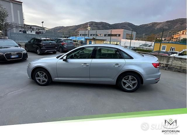 Usata Audi A4 Comfort 150 CV (110 kW) 2018 Grigio Berlina