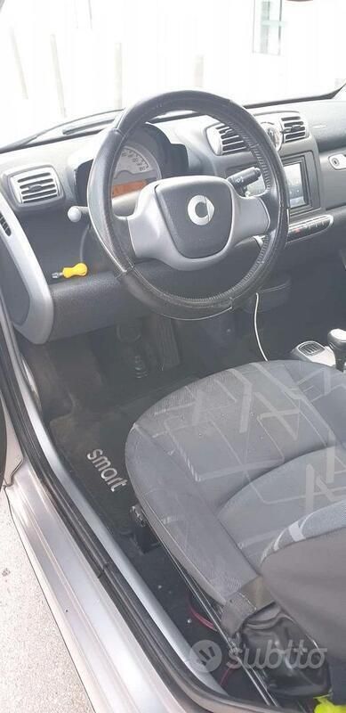 Usata Smart ForTwo Coupé 45 CV (33 kW) 2009 Utilitaria