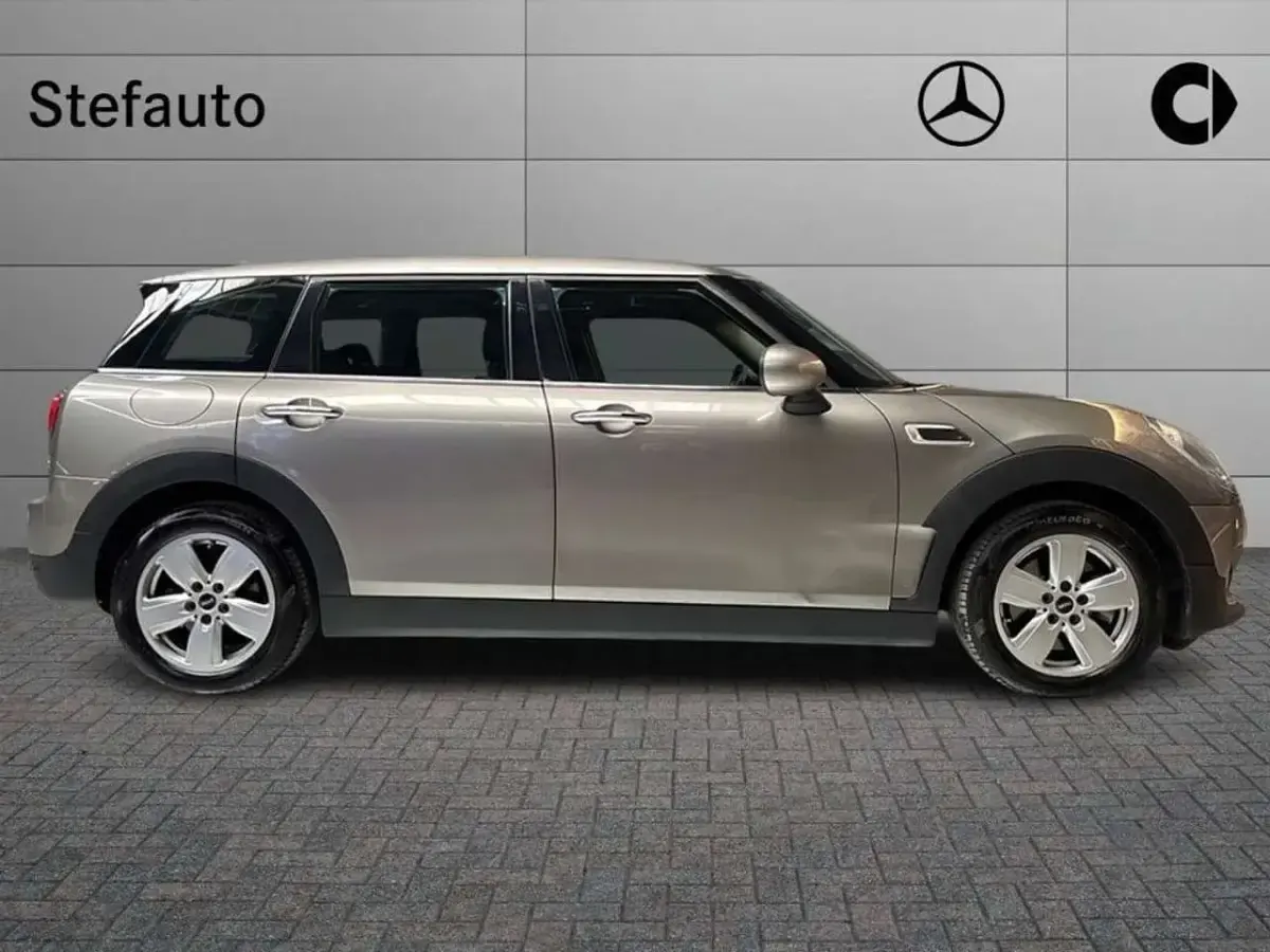 Usata Mini Cooper D Clubman Business 150 CV (110 kW) 2019 Grigio Station wagon