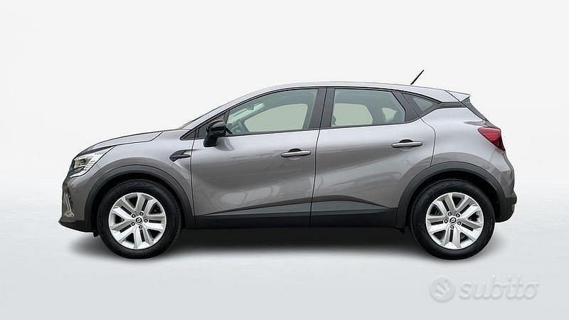 Usata Renault Captur Zen 145 CV (106 kW) 2022 Grigio SUV